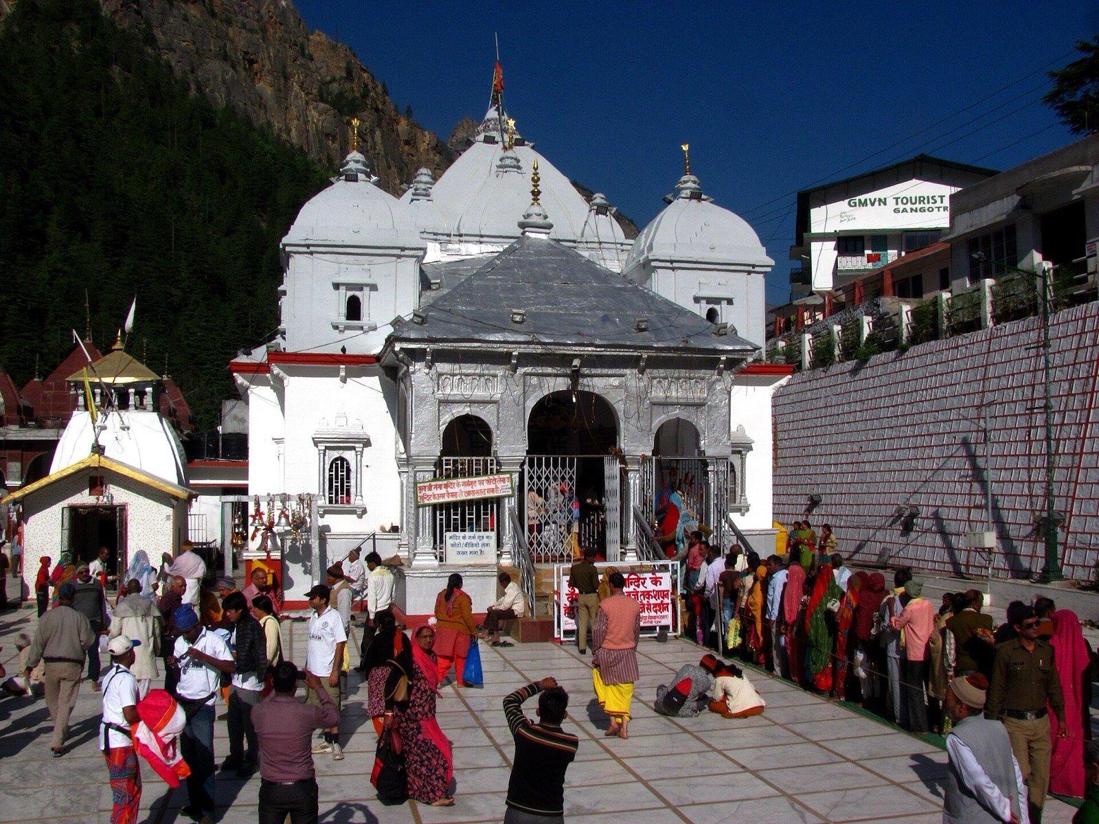 Uttarkashi to Gangotri & back
